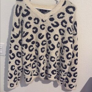 Cream and Black V-Neck Leopard Sweater
